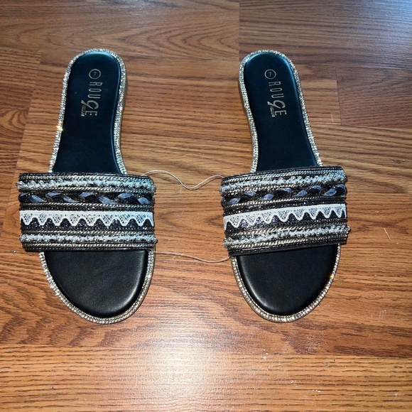 Size 7 Blue Tribal Slide Sandals - Picture 1 of 4